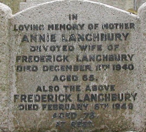 Close up of Annie and Freds Grave